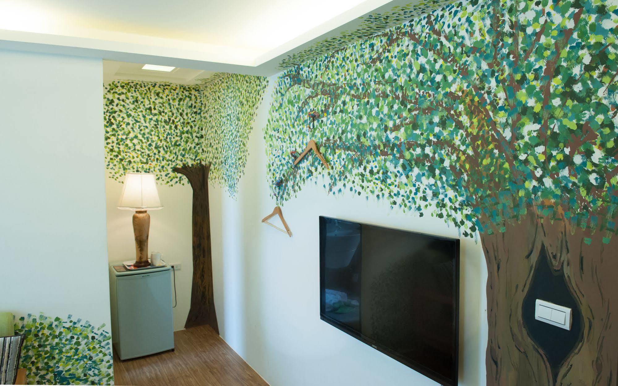 Go Go Fun Apartment Luodong Exterior photo